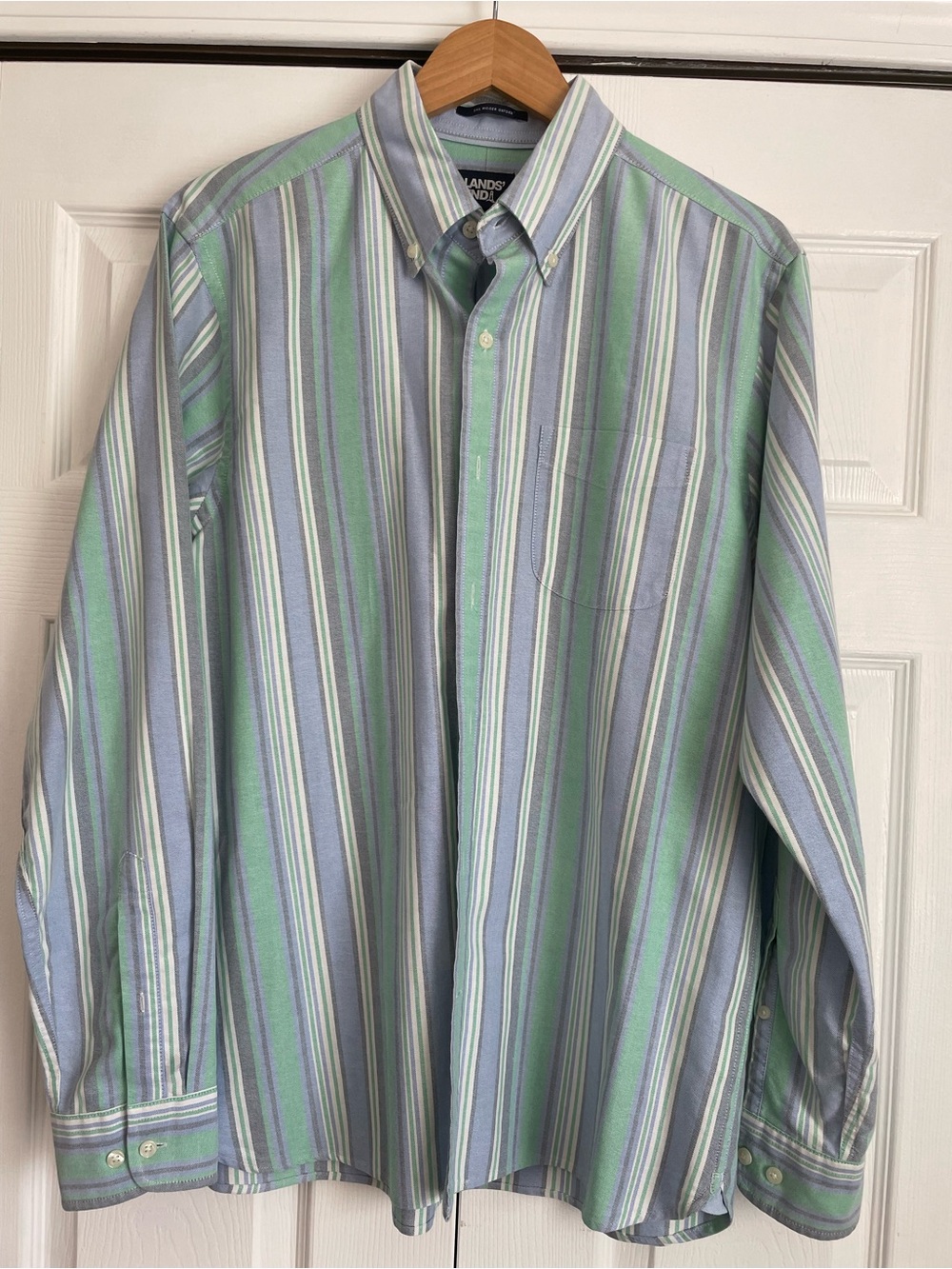 Lands' End Men's Button-Down Shirt in Green and Blue Stripes - MED - EUC